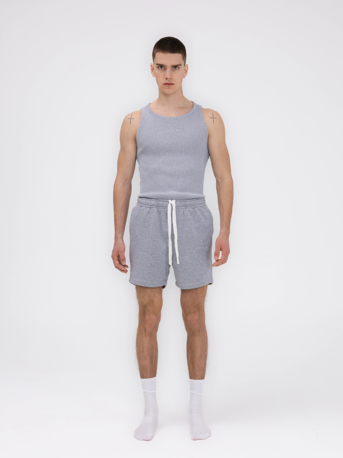 CLASSIC SPORTS SHORTS