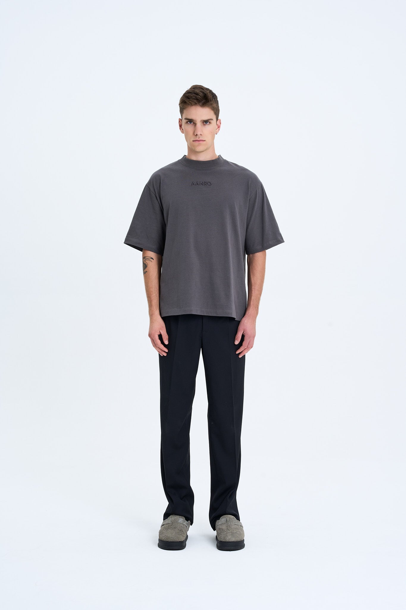 LOGO T-SHIRT