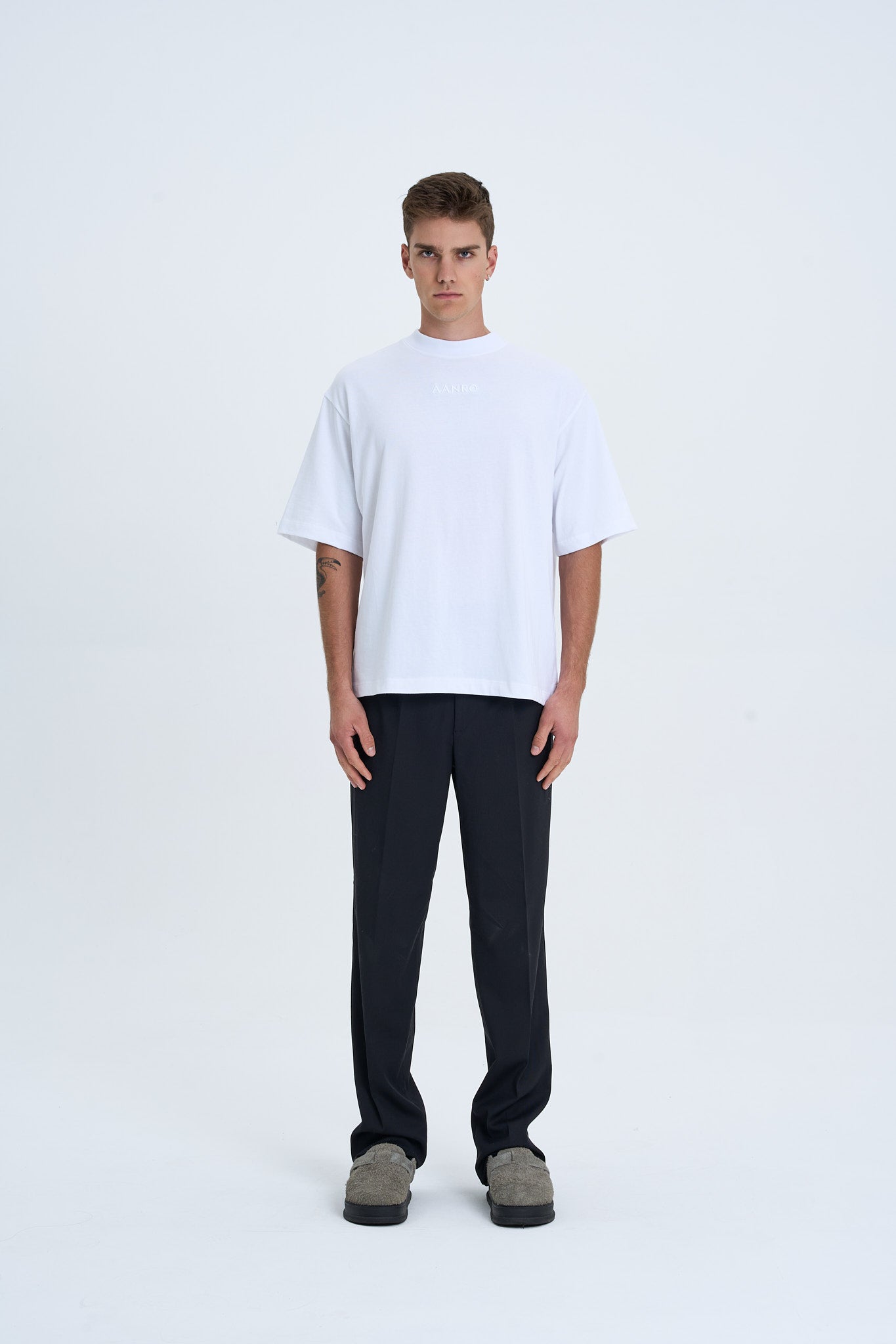 LOGO T-SHIRT