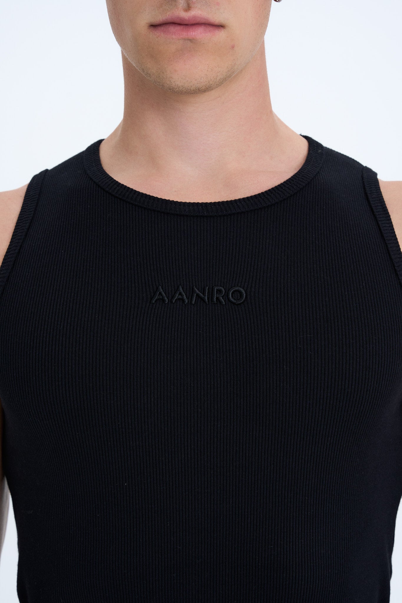 LOGO TANK