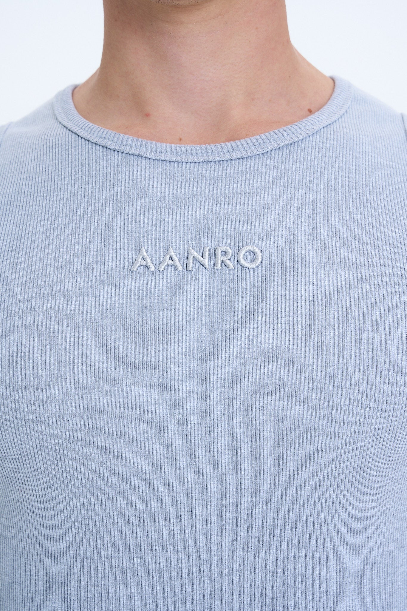 LOGO TANK