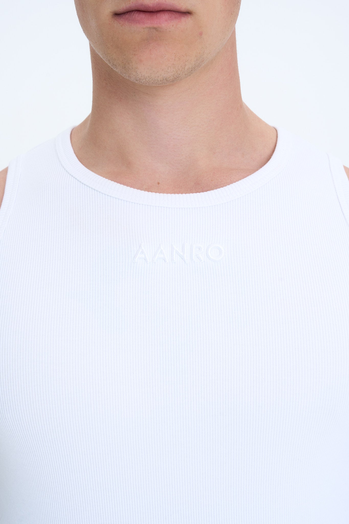 LOGO TANK