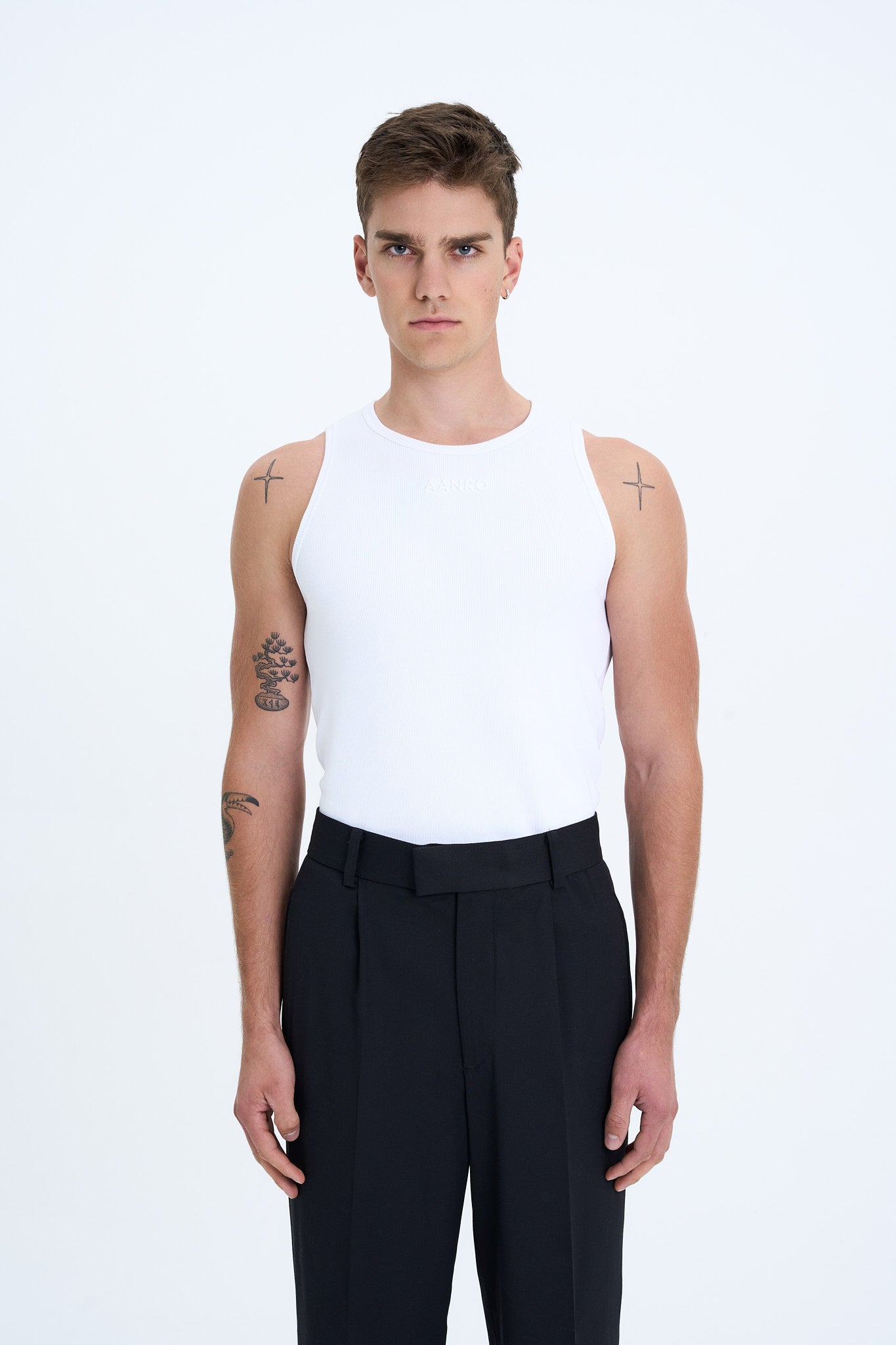 LOGO TANK
