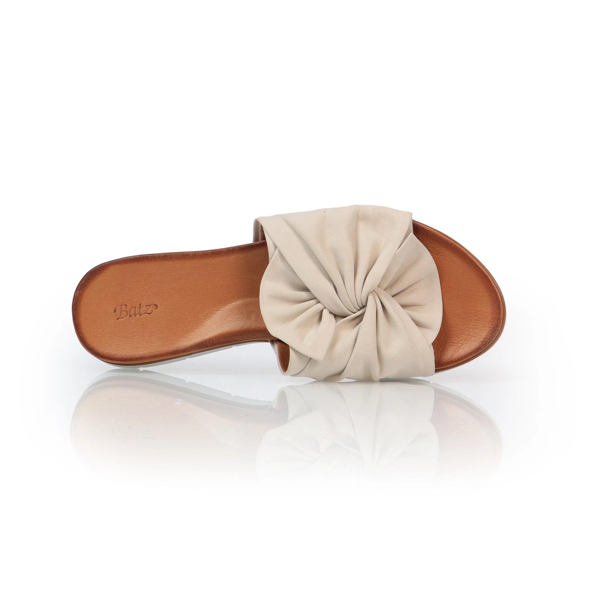 Amelia beige papucs