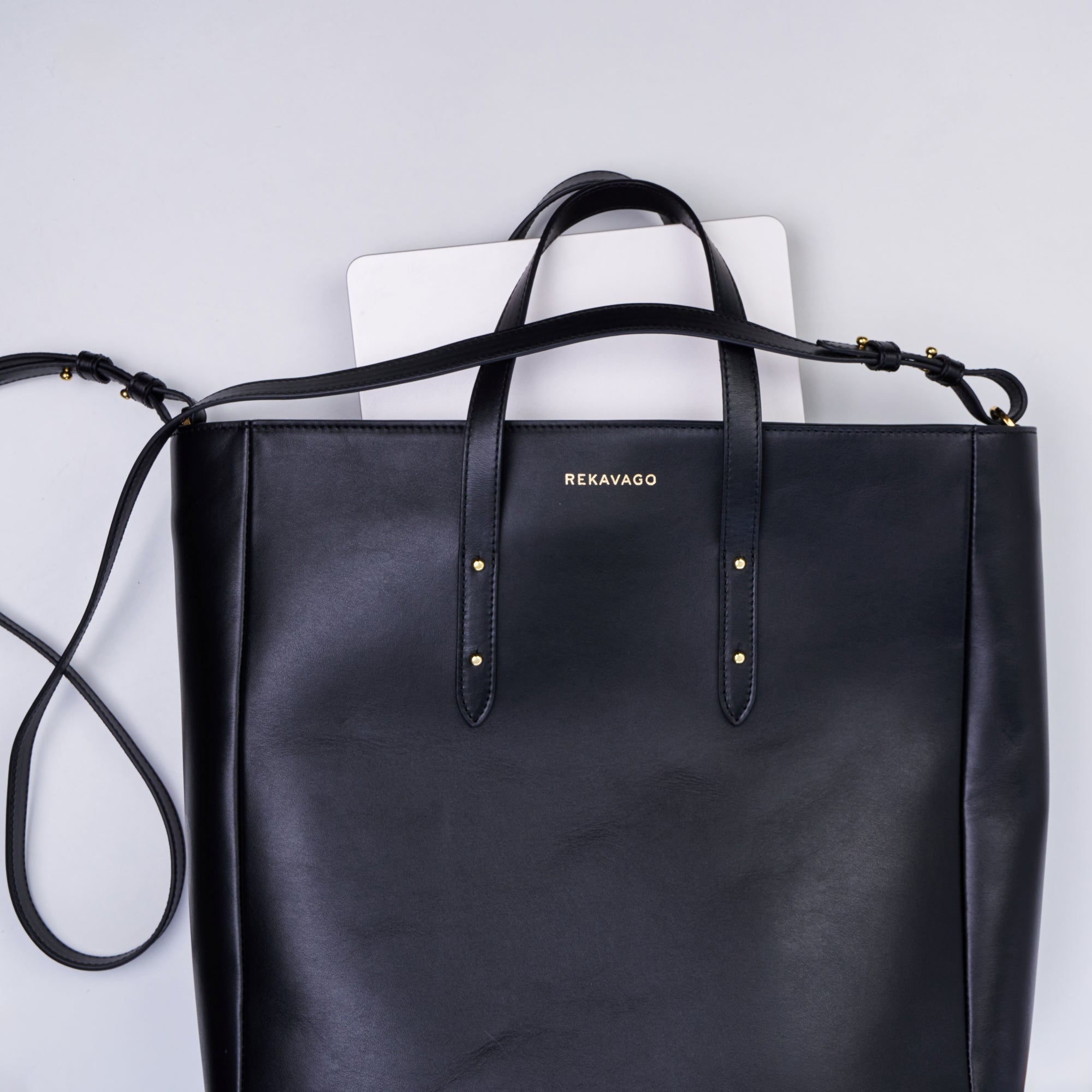 THE BOSS BAG fekete táska